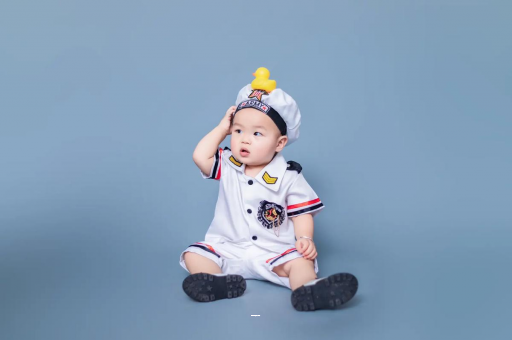 开原宝宝老摇头怎么回事